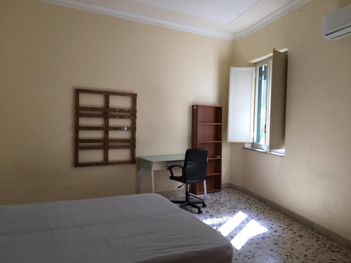 Stanza Privata In Appartamento Per Smart Working, Digital Nomads O Coliving Палермо Экстерьер фото
