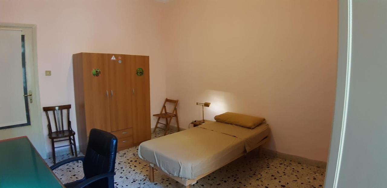 Stanza Privata In Appartamento Per Smart Working, Digital Nomads O Coliving Палермо Экстерьер фото
